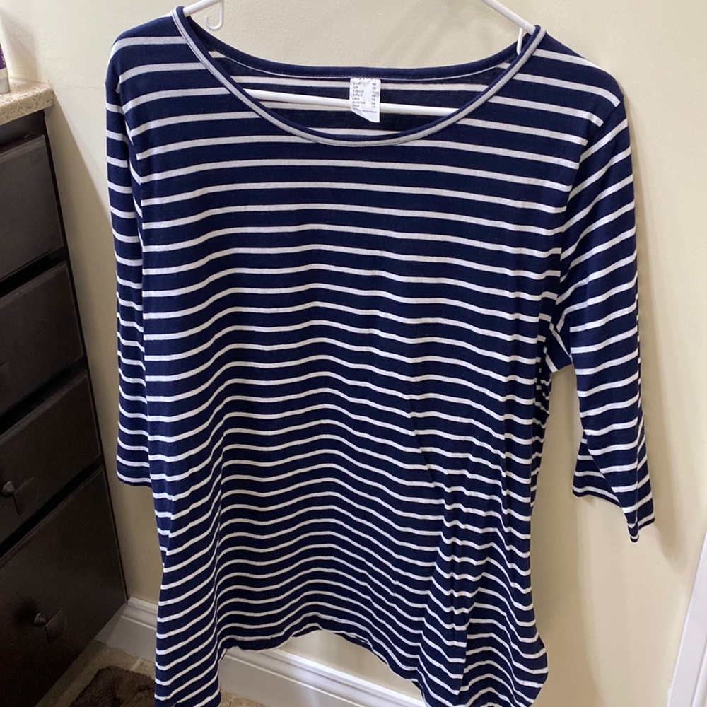 Womens 3/4 sleeve shirt